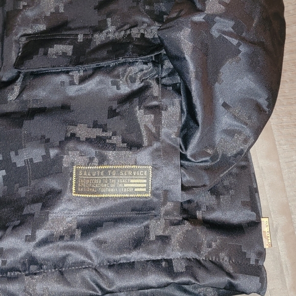 Women's Nike Camo Philadelphia Eagles 2020 Salute To Service Full-Snap Jacket - Picture 5 of 7